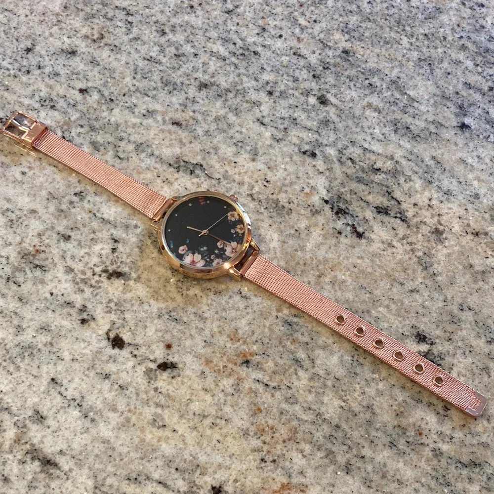 🆓 FWP Floral Watch